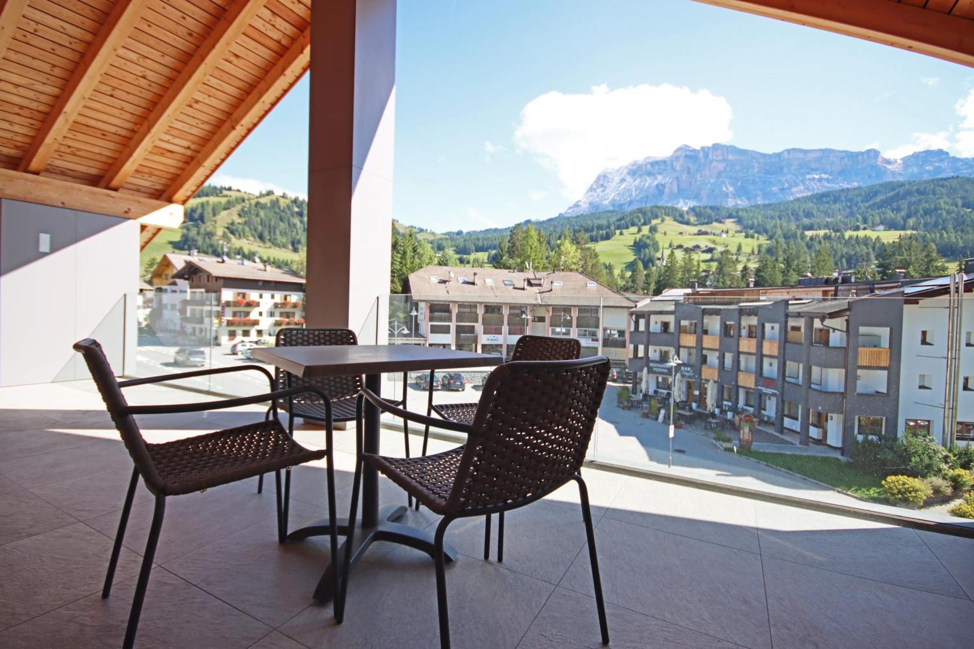 Aurturist Badia Apartamento Exterior foto